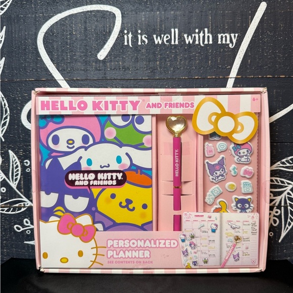 Hello Kitty Plush Tote and Planner Set - Picture 5 of 6